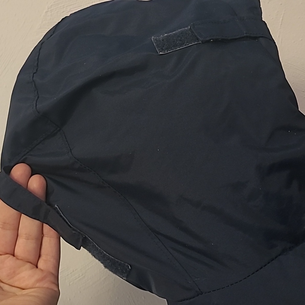 Columbia Kids Puffer Jacket in Red and Navy - Picture 13 of 13